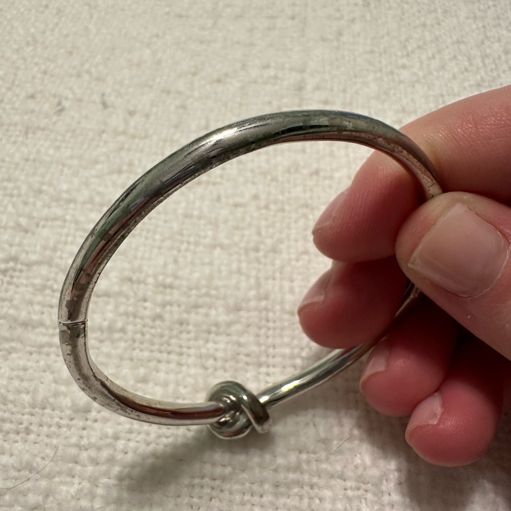 Kate Spade sailor’s knot hinge bracelet - Picture 4 of 5